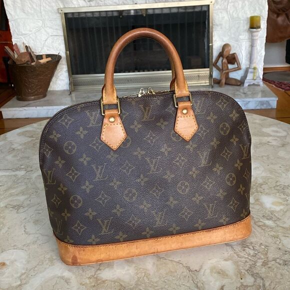 Louis Vuitton Alma PM Monogram Satchel Bag Dust-bag Lock & 2 Keys - Picture 4 of 17